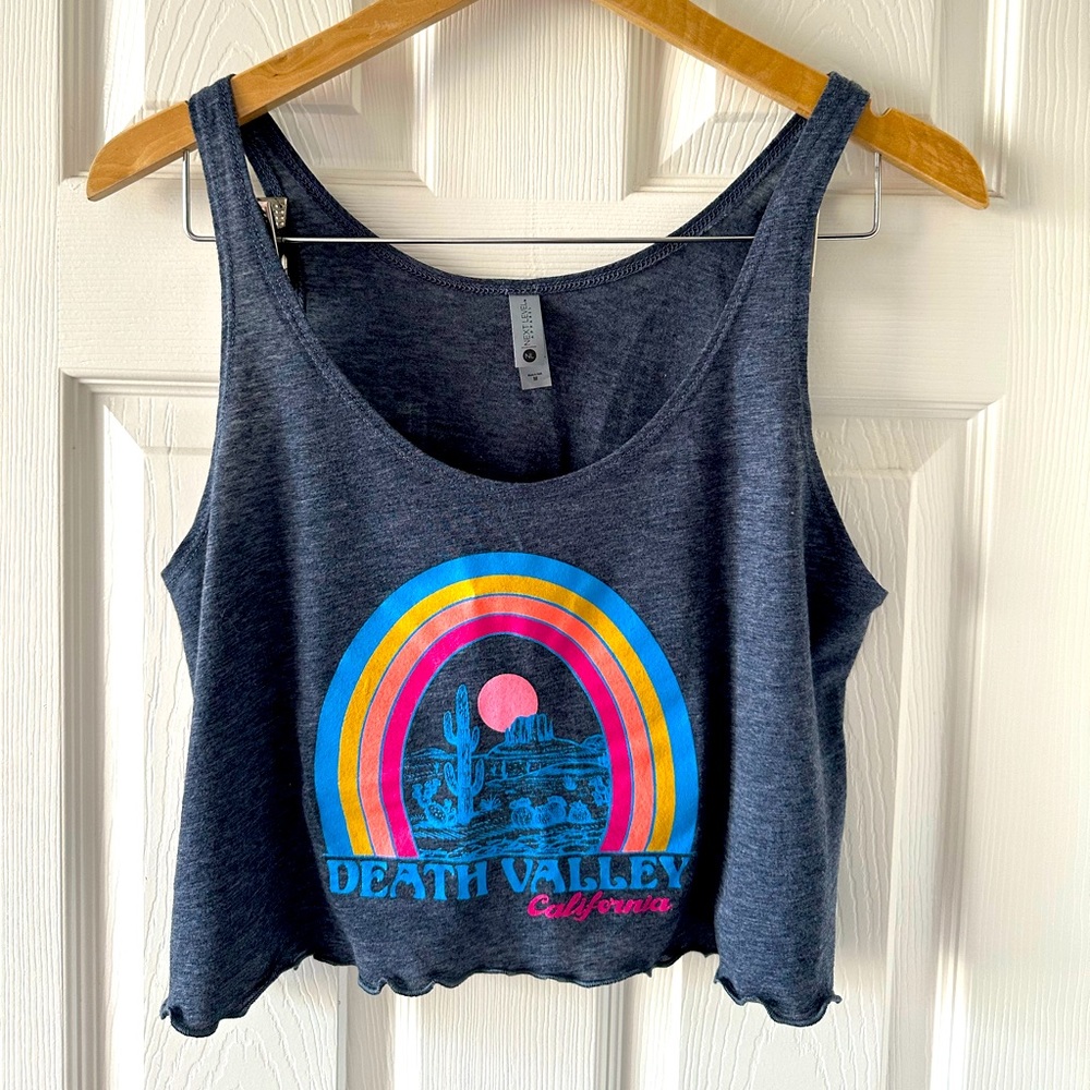 Next Level Apparel crop top Size Medium Gray Death Valley California
